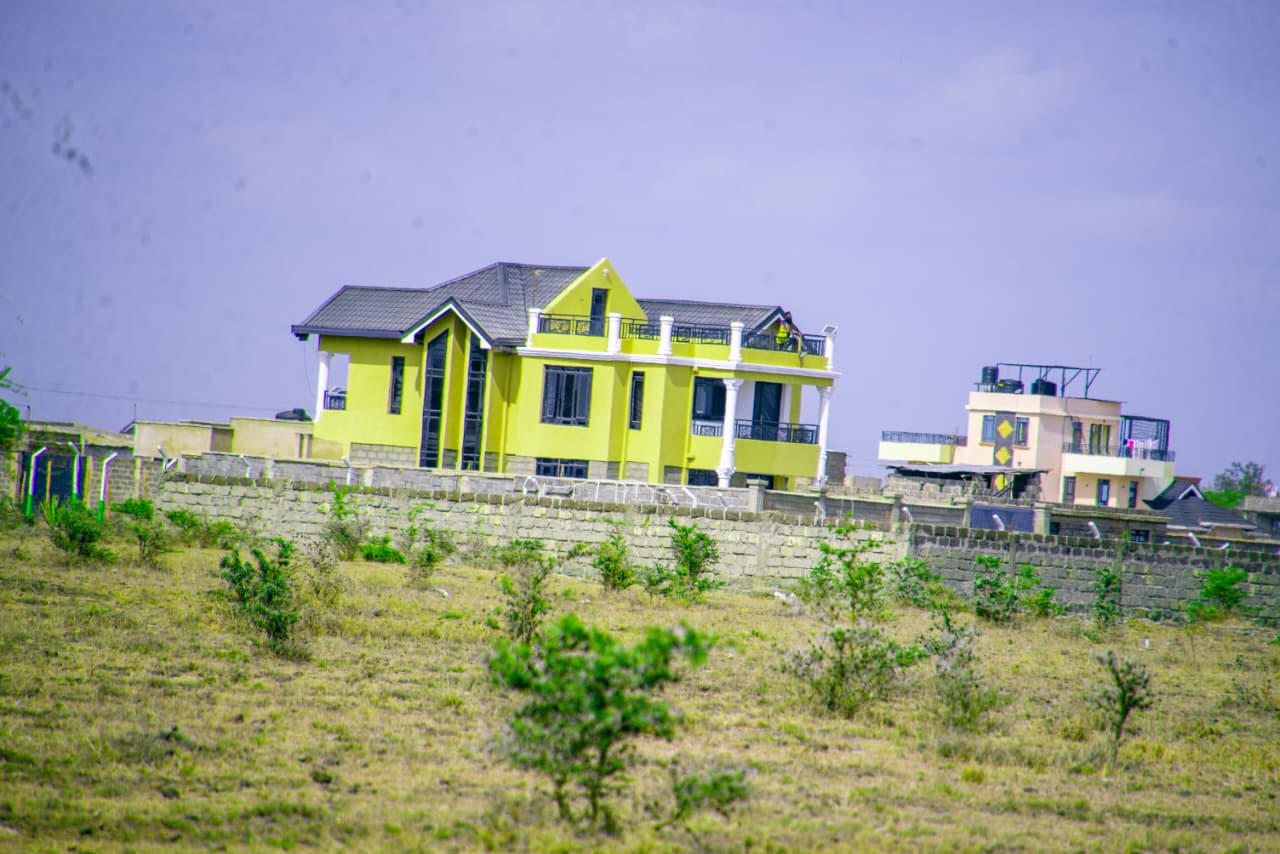 Testimonial Video Thumbnail